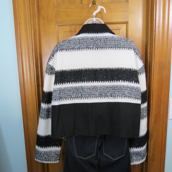 NWOT Elena Wang Black & White Collared Jacket Stripe Lined Unique Buttons Large - Picture 6 of 11